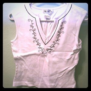 Women’s tank/shell. Petite length.